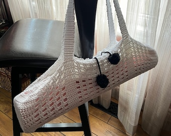 Patrón de crochet para bolsa de esterilla de yoga elegante y práctica