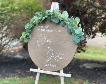 Round Wedding Welcome Sign, Custom Wedding Name Circle Sign, Ceremony Entrance Sign, Family Name