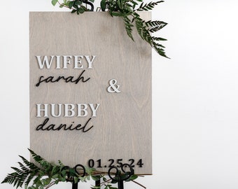 Wedding Decor Signage, Hubby Wifey Sign, Wood Wedding Sign, Personalized Welcome Sign, Ceremony wedding signs, Wedding Name Board, Trendy