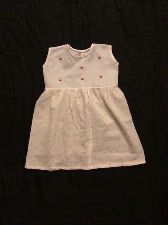2t white dress