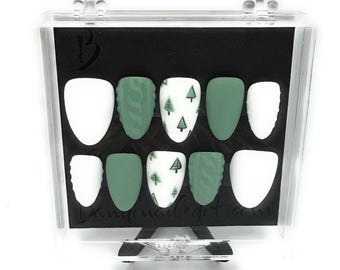 Sweater Weather & Christmas Tree Press-On Gel Nails