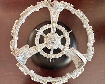 Vintage Star Trek Deep Space Nine Ornament: Hallmark Keepsake With