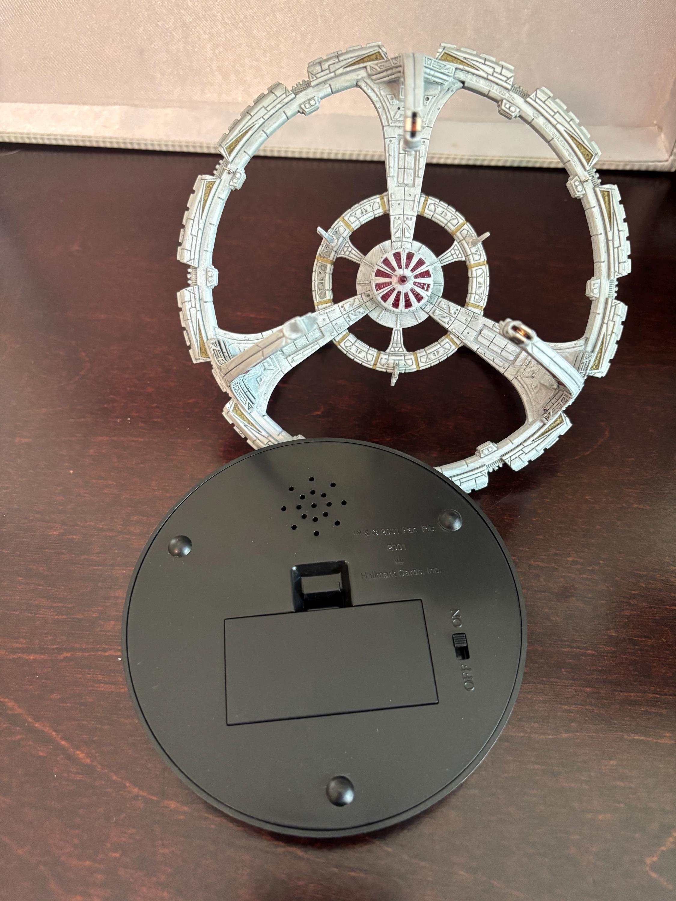 Vintage Star Trek Deep Space Nine Ornament: Hallmark Keepsake With
