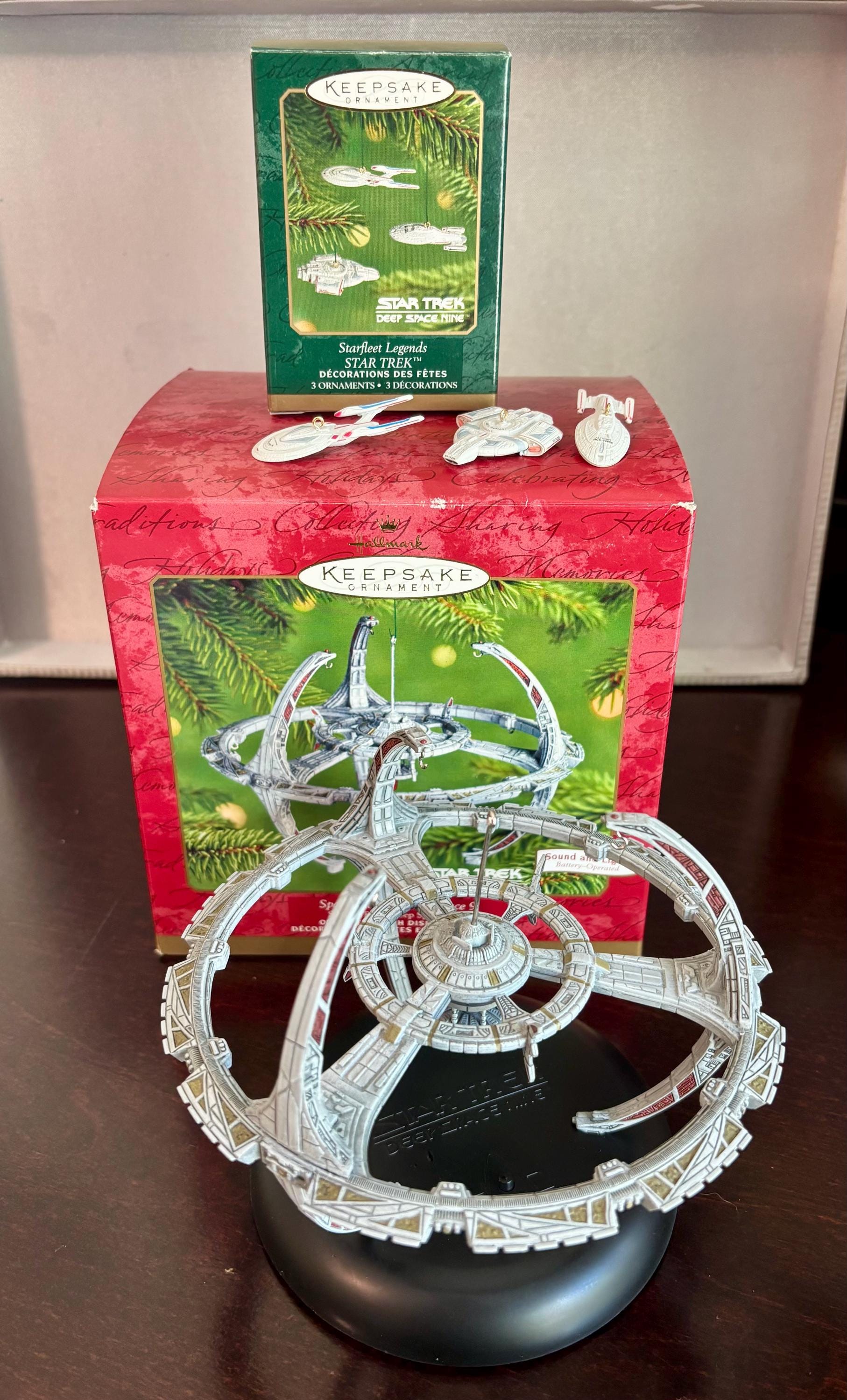Vintage Star Trek Deep Space Nine Ornament: Hallmark Keepsake With