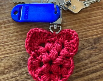 Crochet cat key ring holder