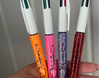 Penne glitterate per infermieri, penne glitterate per dottori, penne glitterate personalizzate, campo medico, penna glitterata per infermieri, penna Inkjoy, penna BIC 4 in 1, penna per infermieri, penne glitterate