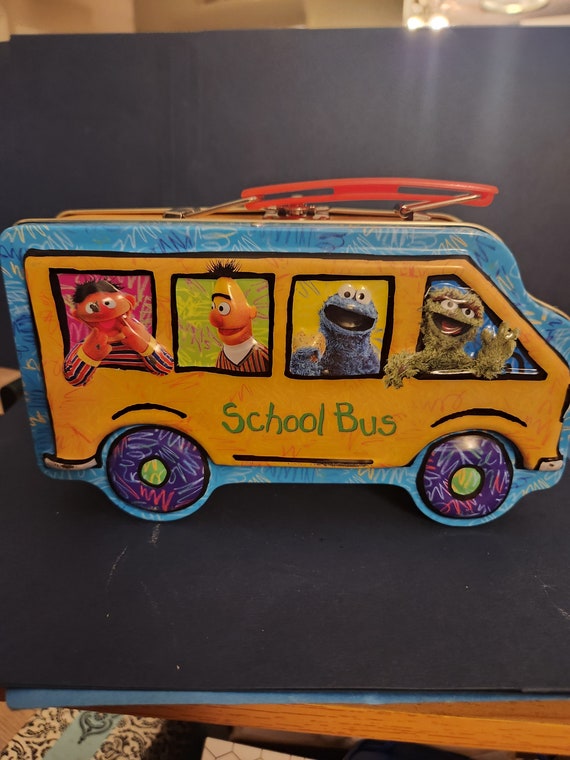 2005 Sesame Street Collectible School Bus Lunchbox