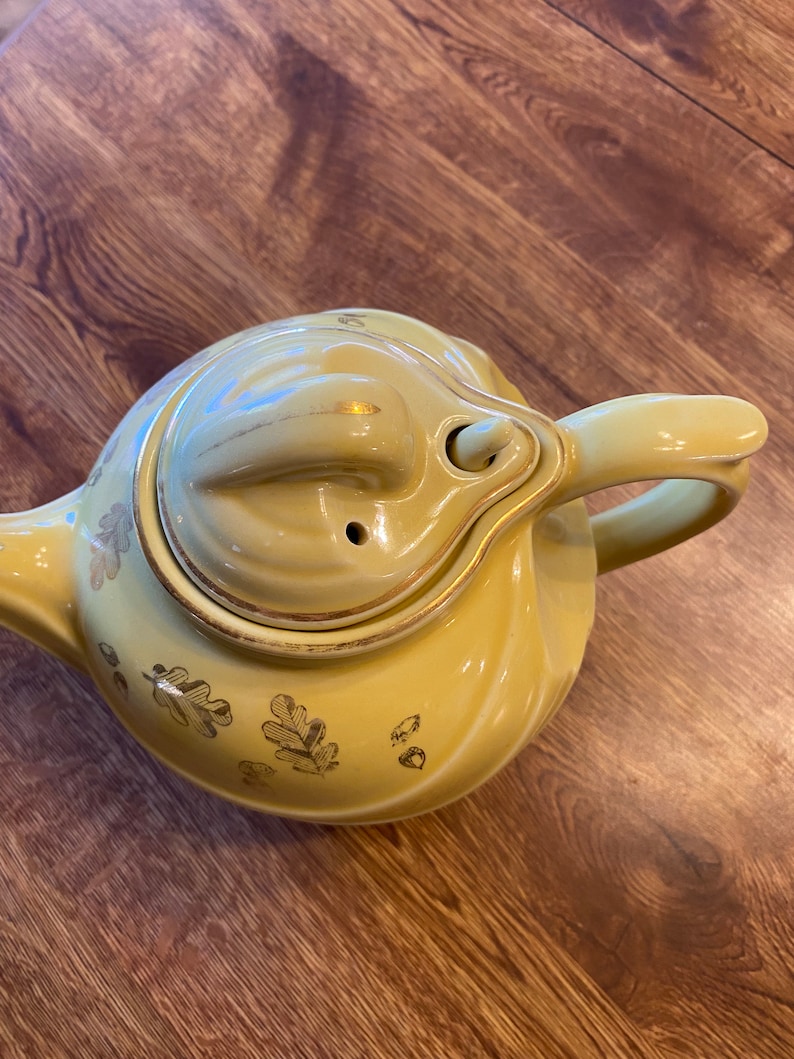 Vintage Hall Yellow Teapot With 22K Gold Oak Leaves Etsy