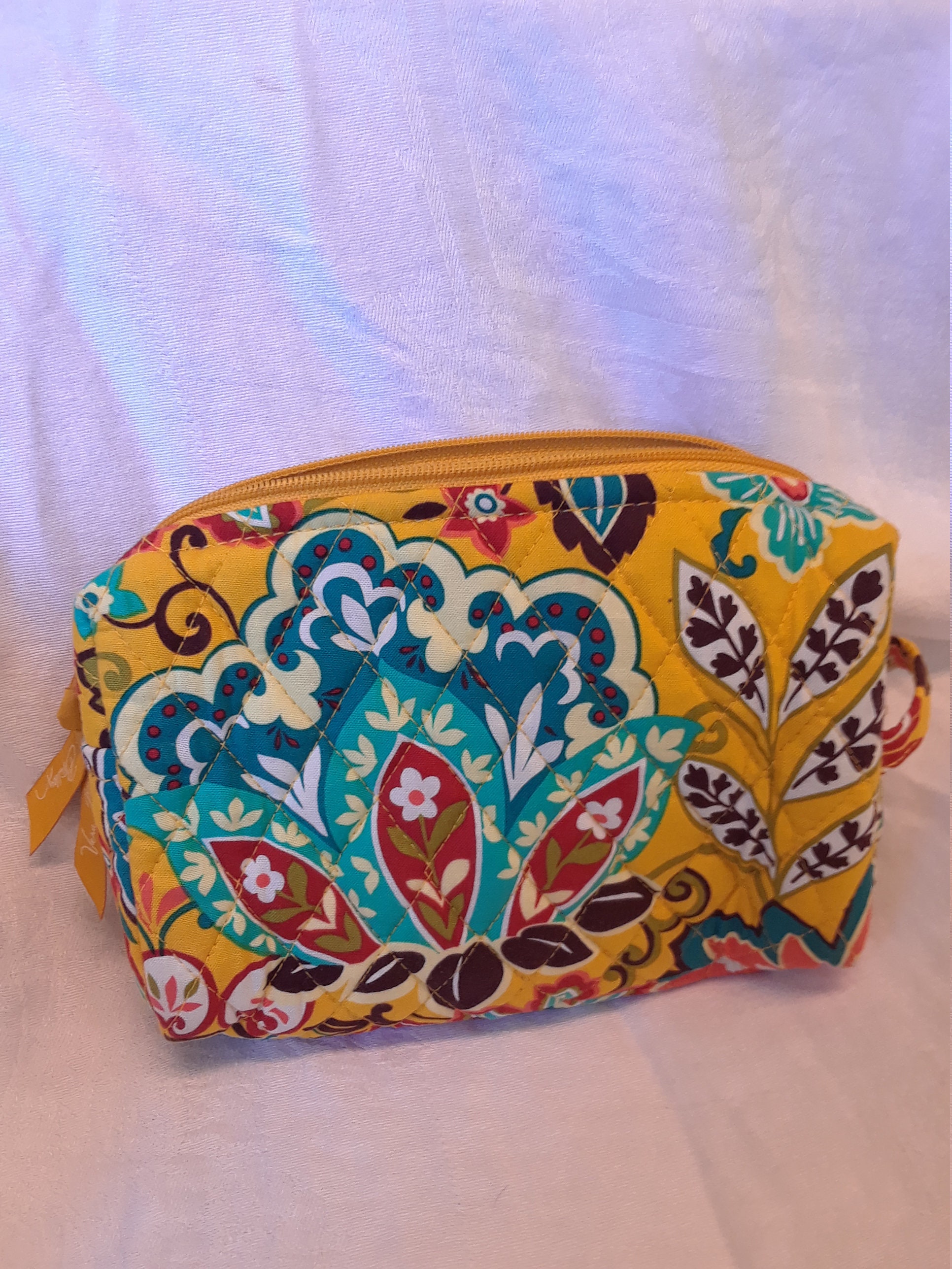 vera bradley bumble bee pattern