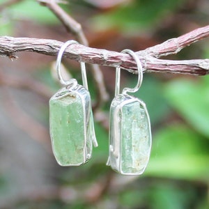 Raw Kyanite Drop Earrings – 925 Solid Sterling Silver – Rough Cut Natural Green Dangle Gemstone – Boho Artisan Jewelry - single stone