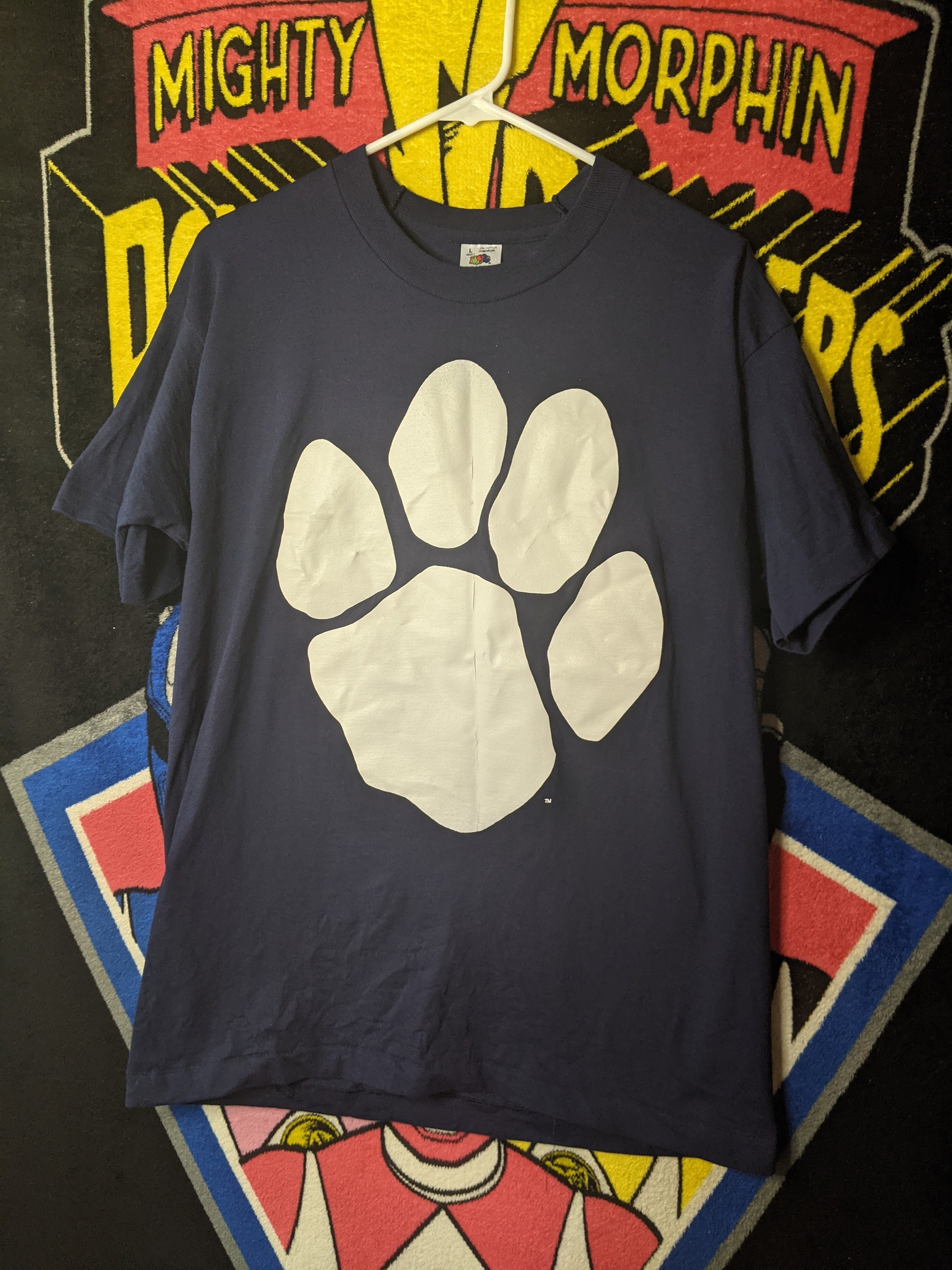 Vintage UConn Huskies Paw Print Navy Blue t-shirt. In good | Etsy