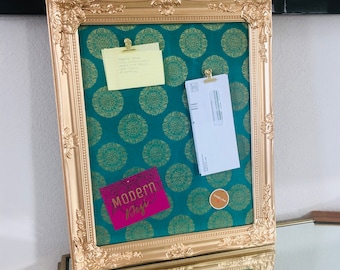 Saree Cork Board, Decoración del hogar indio, Tablón de anuncios Desi, Sur de Asia