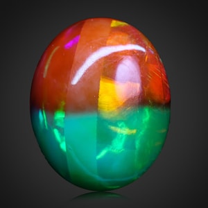 8.00 Crt Red and Green Ethiopian Bio Opal Gemstone, AAA Grade Fire Opal Cabochon Loose Gemstone, Ethiopian Opal for making Jewelry, 1 Piece