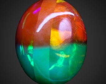 8.00 Crt Red and Green Ethiopian Bio Opal Gemstone, AAA Grade Fire Opal Cabochon Loose Gemstone, Ethiopian Opal for making Jewelry, 1 Piece
