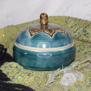 blue floral jewelry box