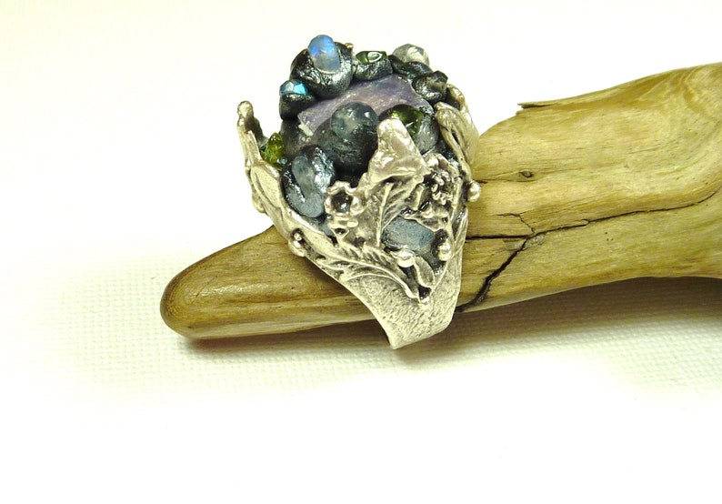 adjustable fairy ring silver crown ring medieval ring raw crystal ring Raw sapphire ring with rainbow moonstone