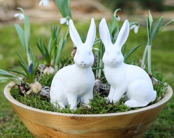 Frühlingsdeko weißer Hase  / Osterdeko