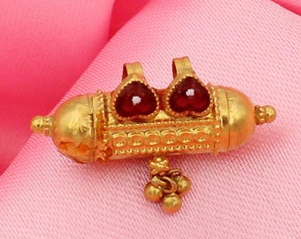 Vintage antique design handmade 22 karat yellow gold amulet pendant with fabulous hanging bells excellent women&#39;s girl&#39;s jewelry from india