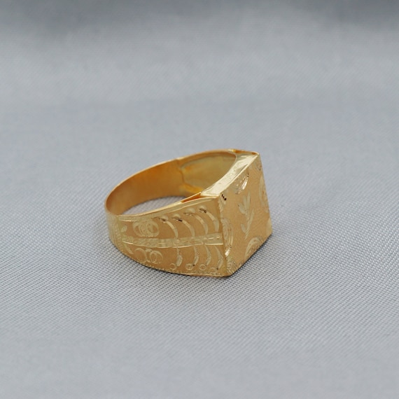 22k Yellow Gold Handmade Hand Carved Ring for Gift, 22k Gold Ring