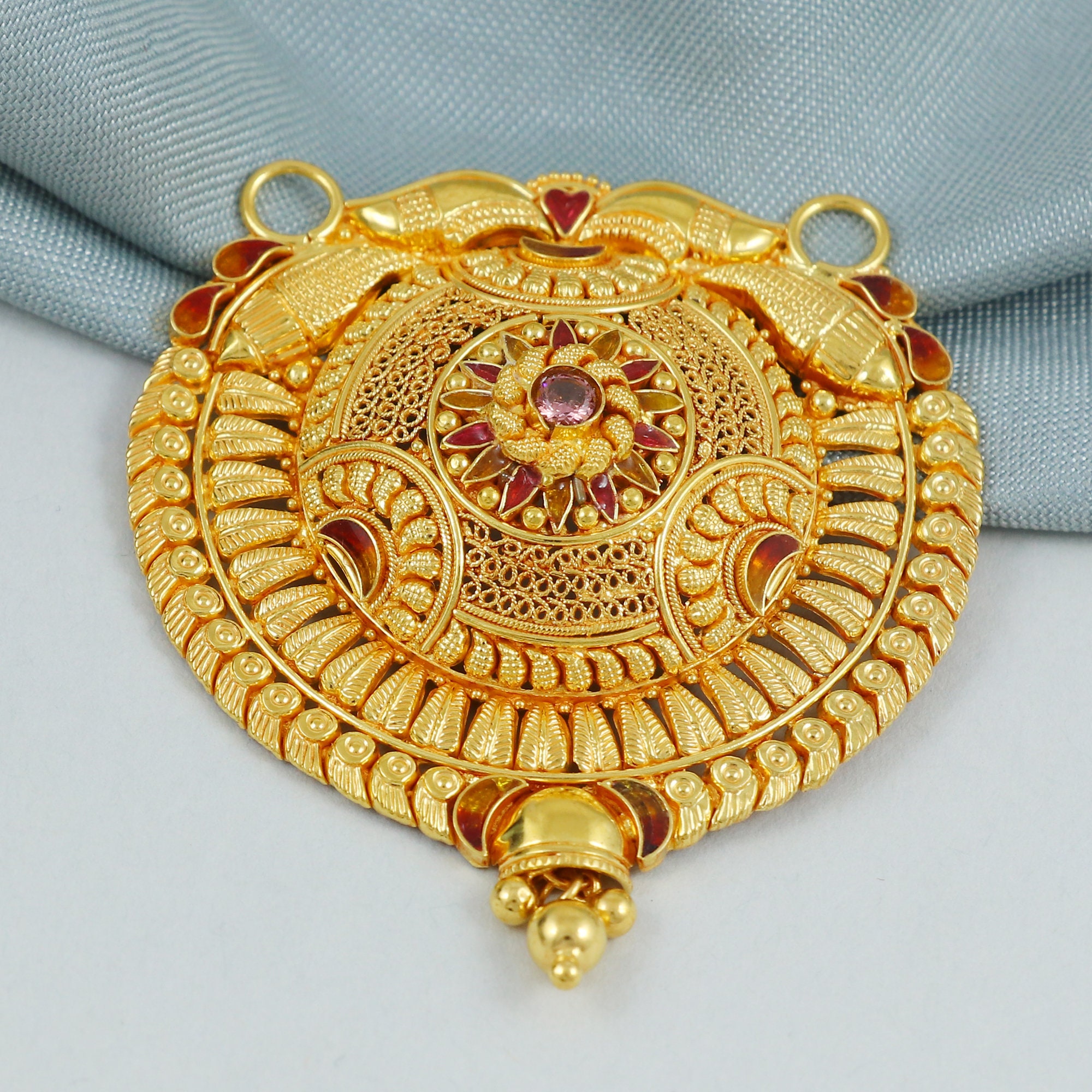 Antique gold pendant designs with price new arrivals