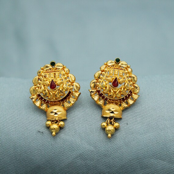 22K Yellow Gold Earrings Vintage Antique Design Earrings With