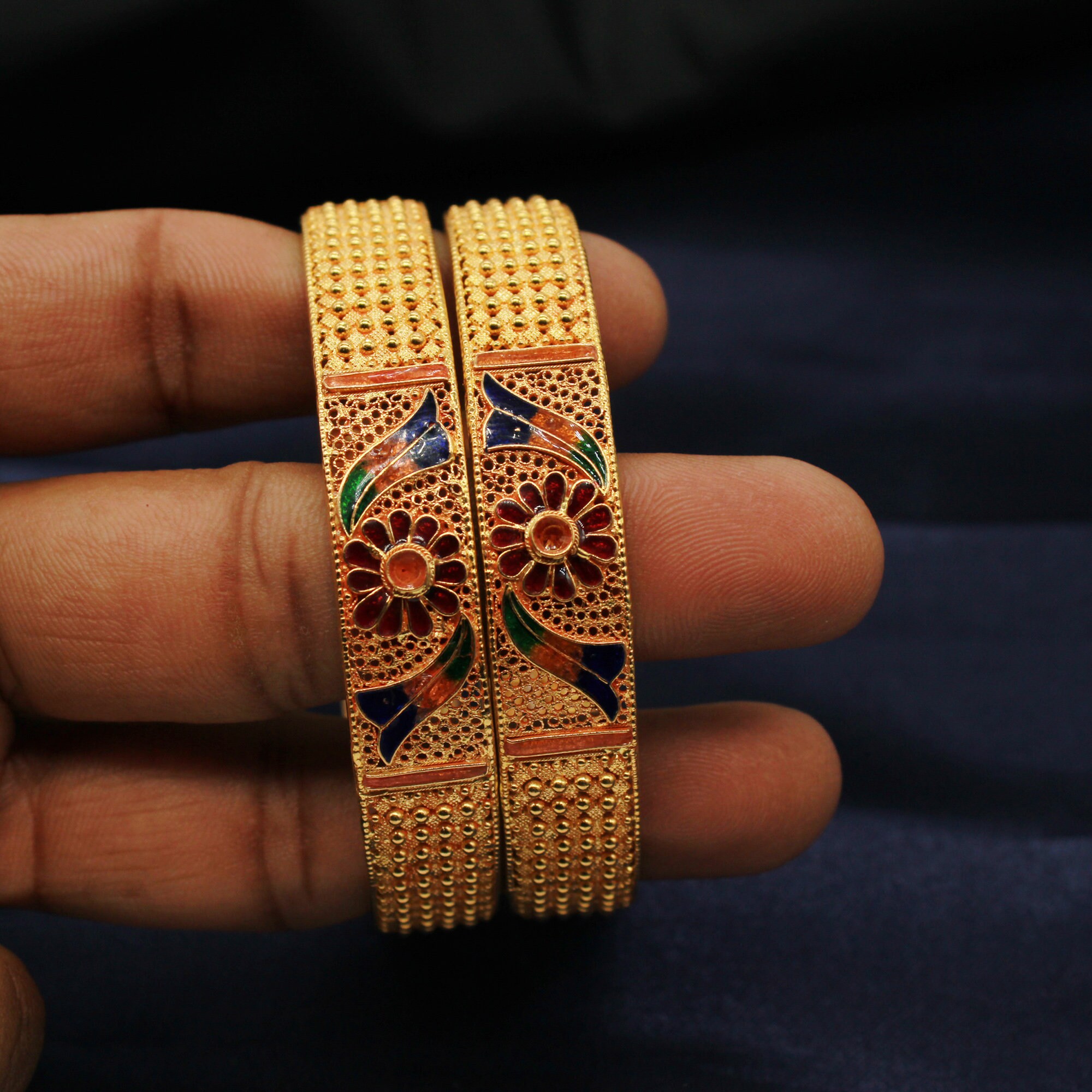 22k Yellow Gold Bangle Pair, Antique Vintage Ethnic Design Indian