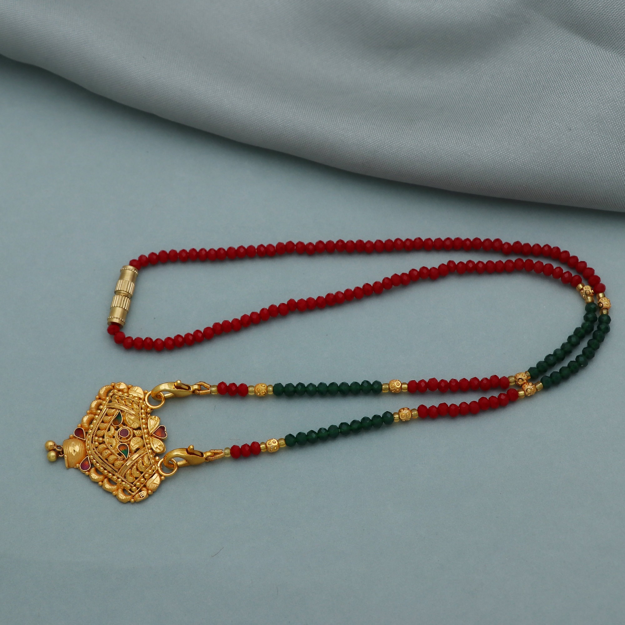 Gold red mangalsutra store