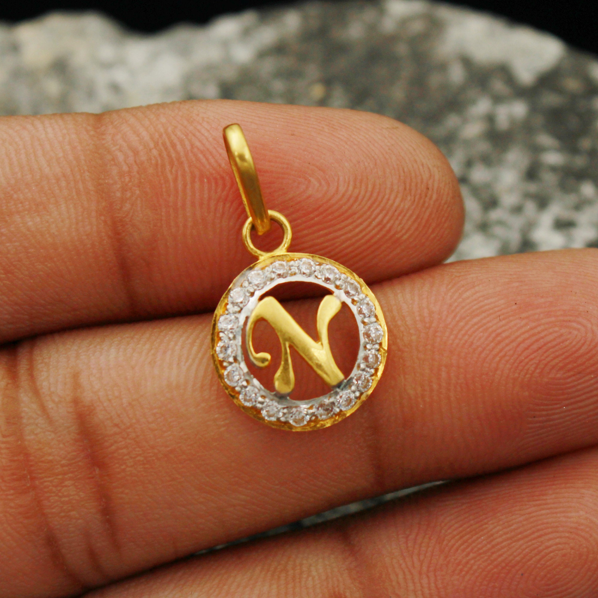 22k Yellow Gold Locket Pendant Necklace 