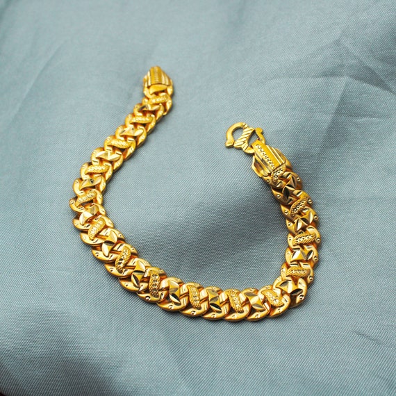 Buy 18k Gold Bracelet for Men Mens Bracelet Silver Bracelet Men Chain Mens  Bracelet Silver Jewelry Bracelet Mens Cuban Jewellery Online in India - Etsy