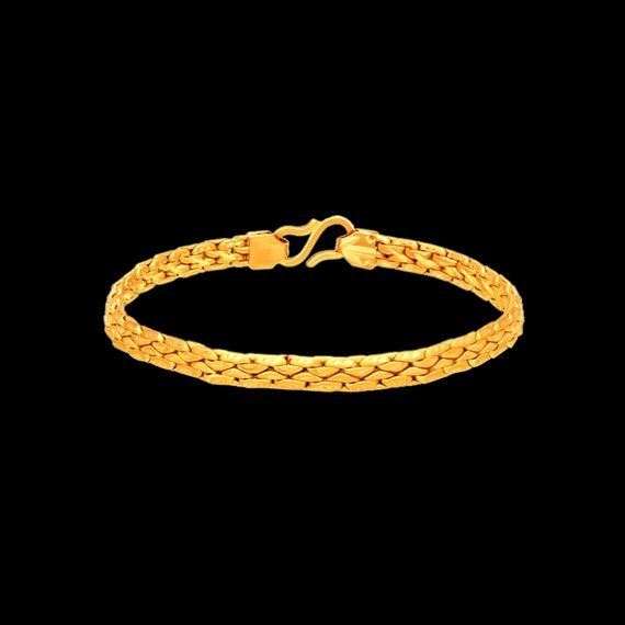 Artistic 22K Gold Bracelet