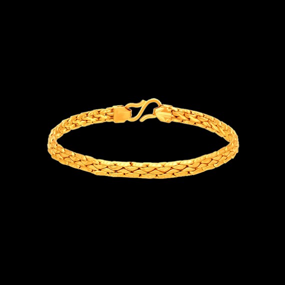 Artistic 22K Gold Bracelet