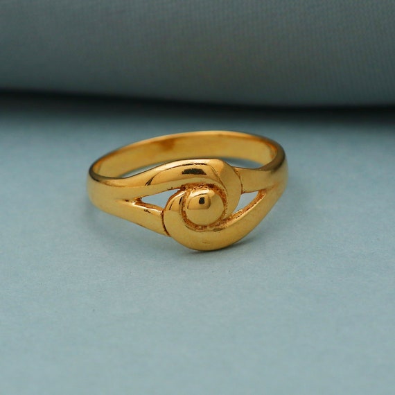 Textured Dragon Ring in 22K Gold