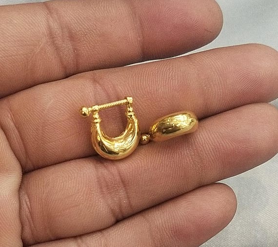 Bali Design Man Kan Ki Bali Gold Kundal 22k Yellow Gold Hoop Bali