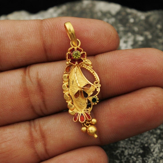 22k Yellow Gold Locket Pendant Necklace 