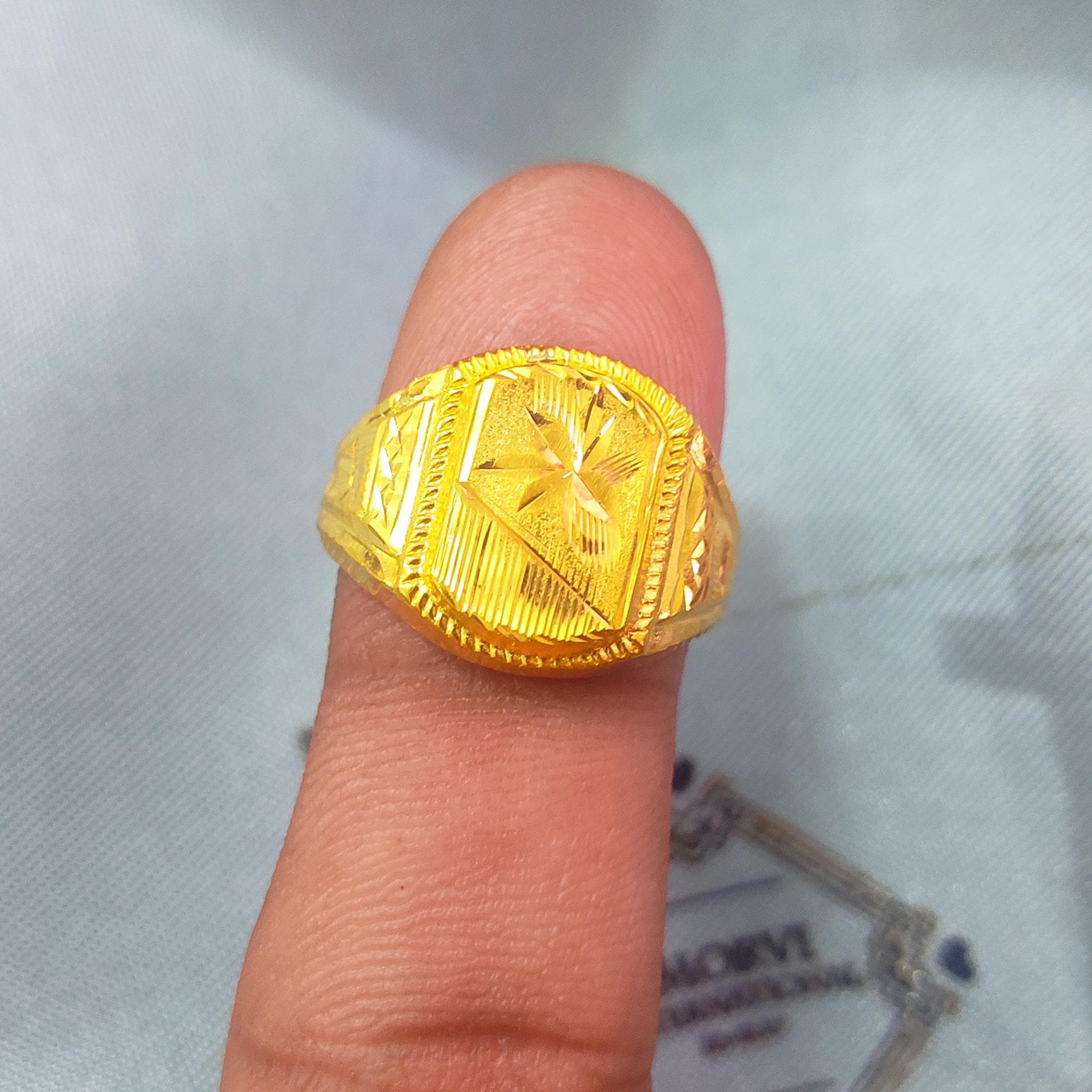 Carved Vintage 18kt 18karat Gold Ring Indian Jewelry for Gift