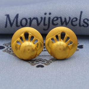 Solid 22k karat Gold Stud Earrings , Handmade Yellow gold earrings for women, vintage antique design indian gold earrings jewelry, K5786