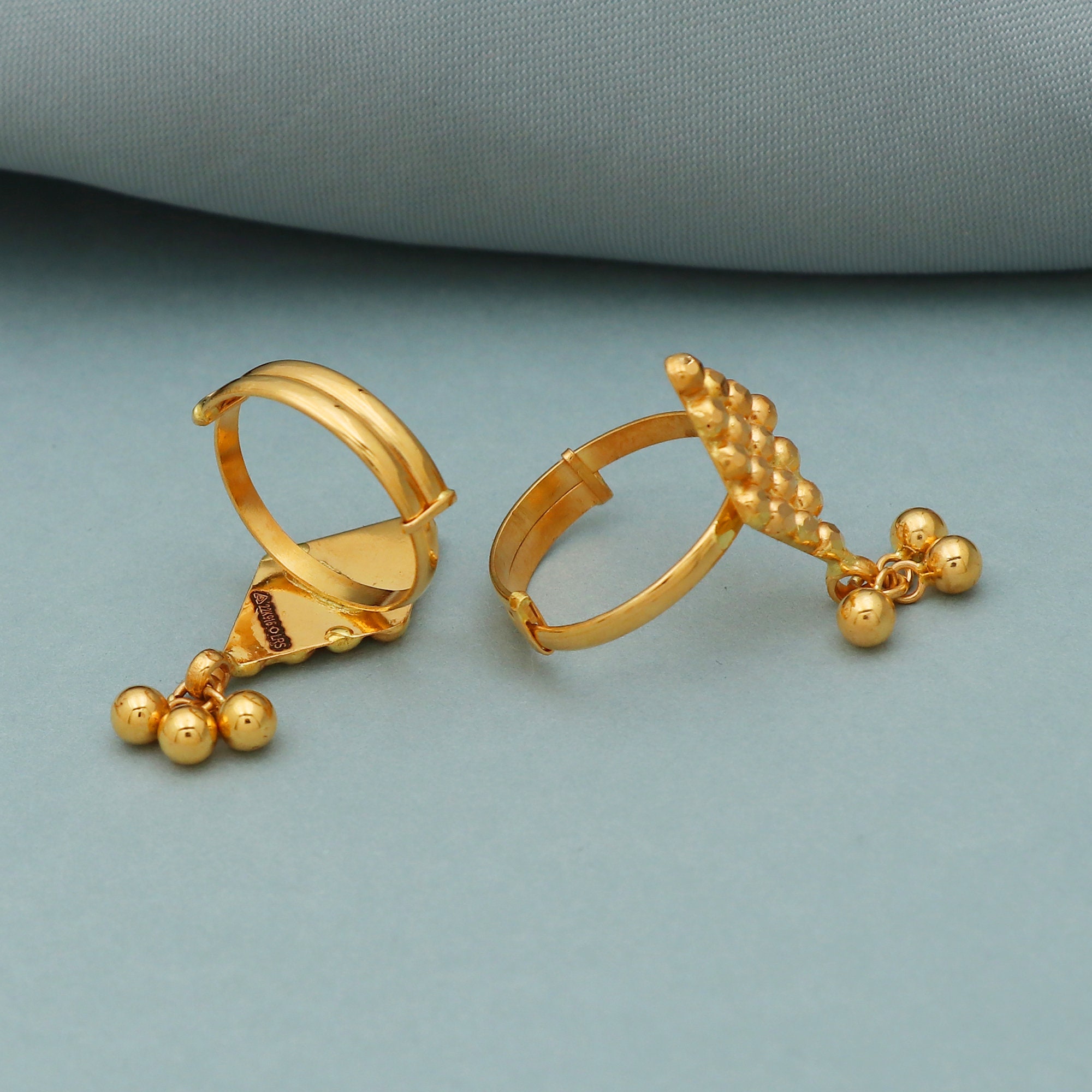 22k gold Filigree Floral Toe Rings | Raj Jewels