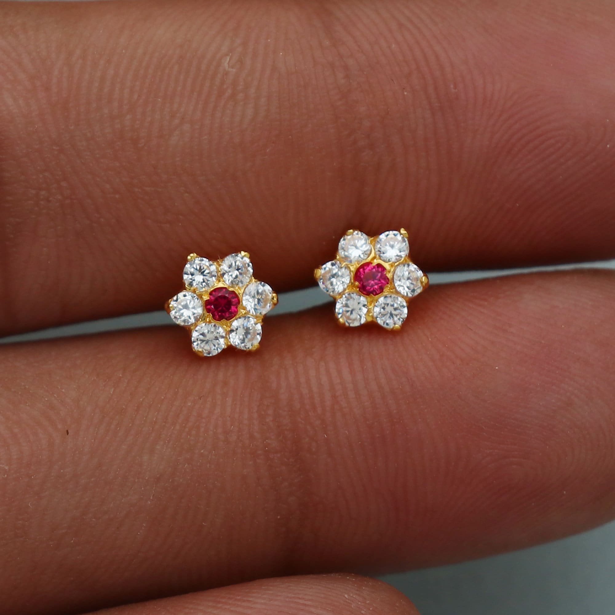 Bruiloft 22k gouden oorbellen handgemaakte sieraden, mooie bloem, 22kt gouden kleine steen rood klein voor cadeau