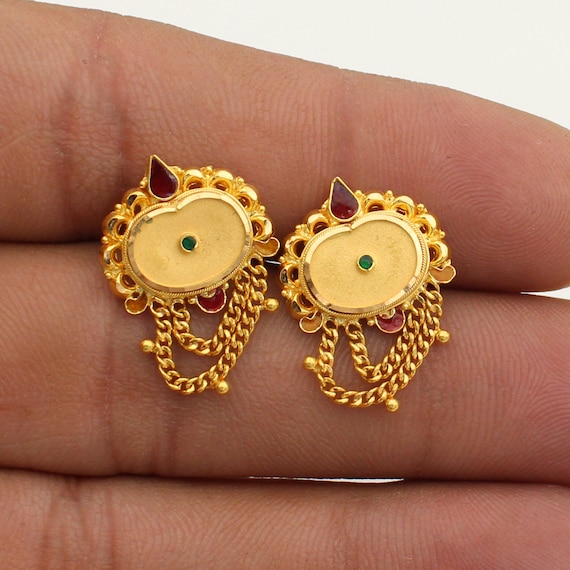 Gold Hanging Earrings – Hirapanna Jewellers