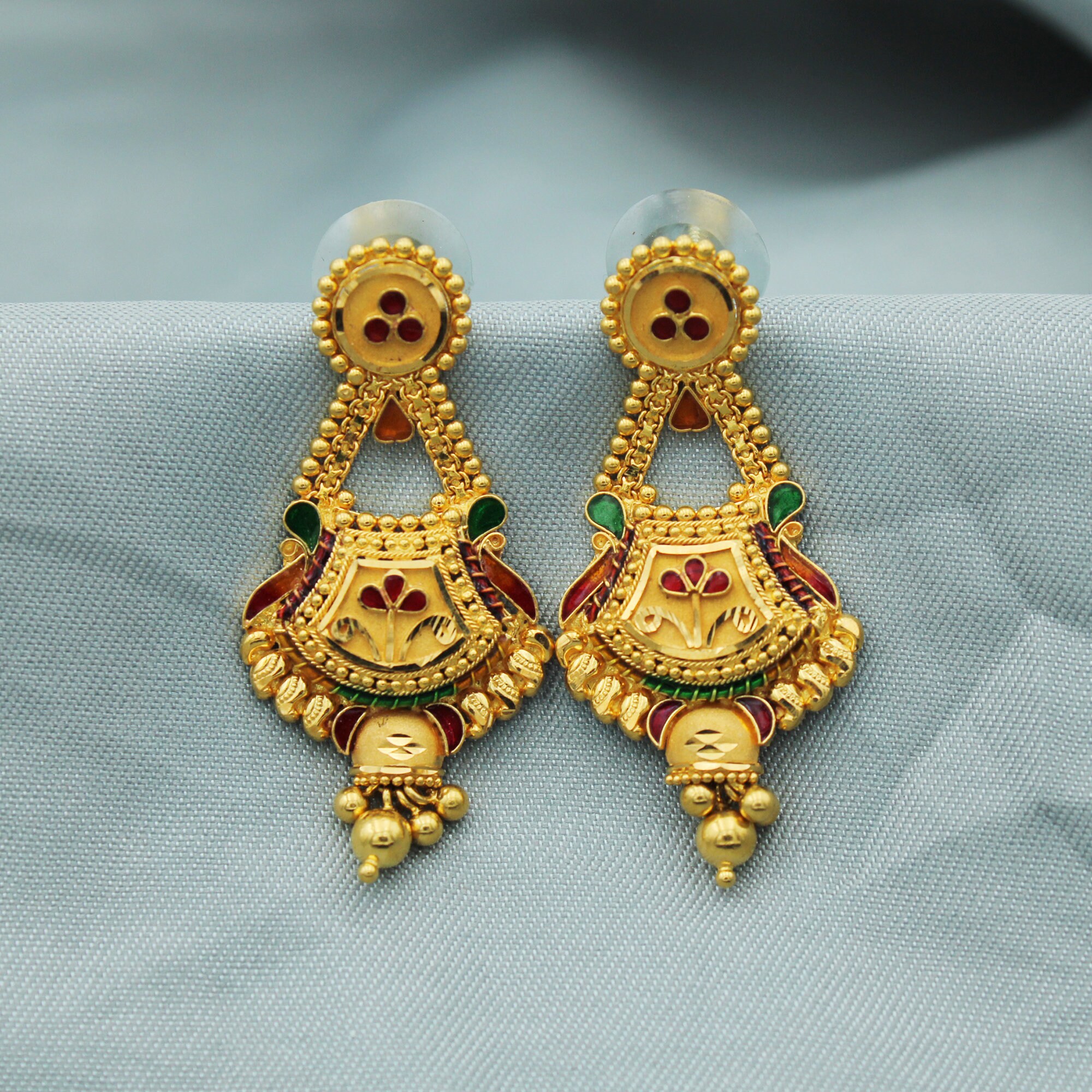 Gold earrings haul alert! Great picks by @thebanghardin from