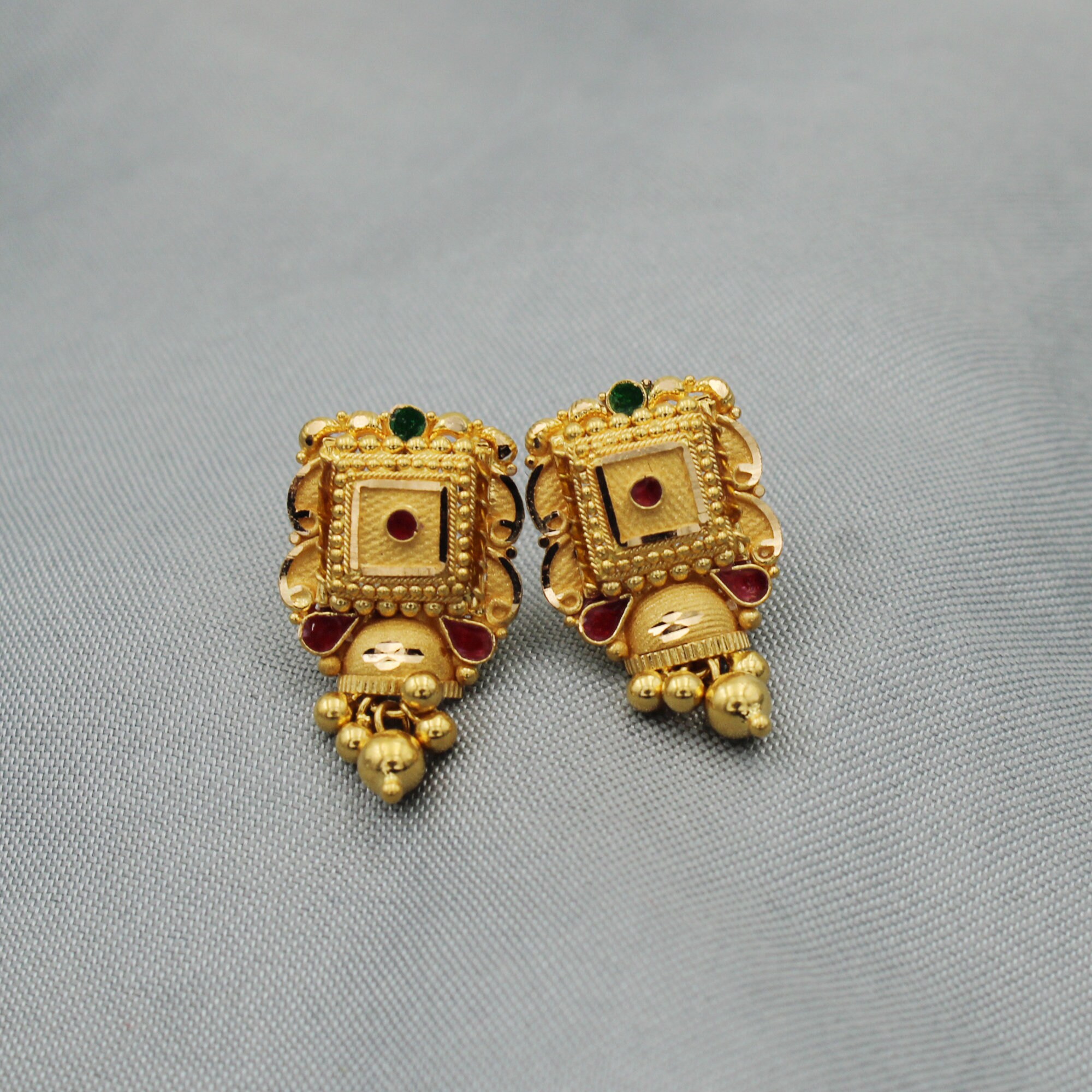 Light weight deals gold stud earrings