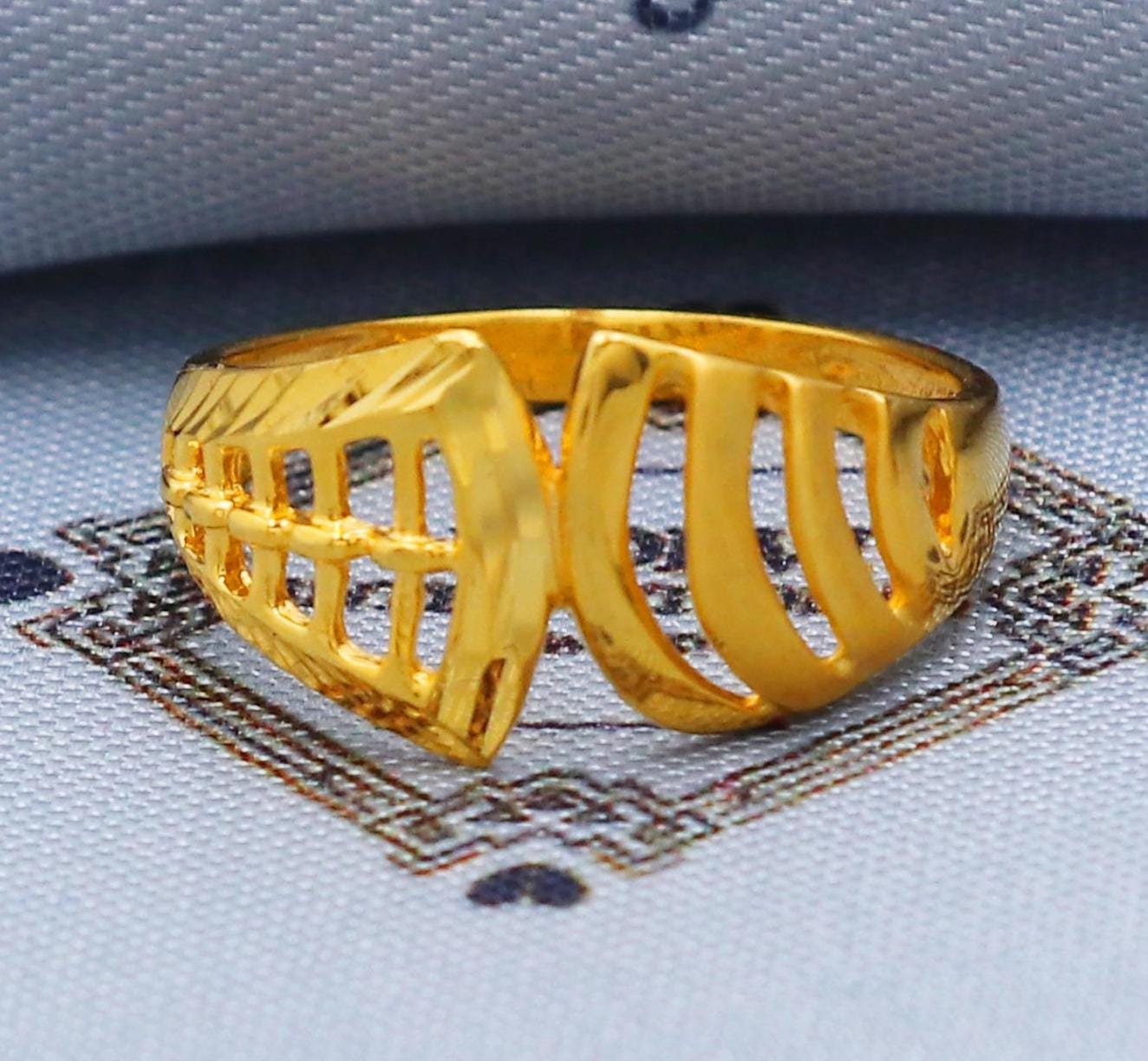 Classic 22k Yellow Gold Ring Size 6 7 8 and All Size, Unique