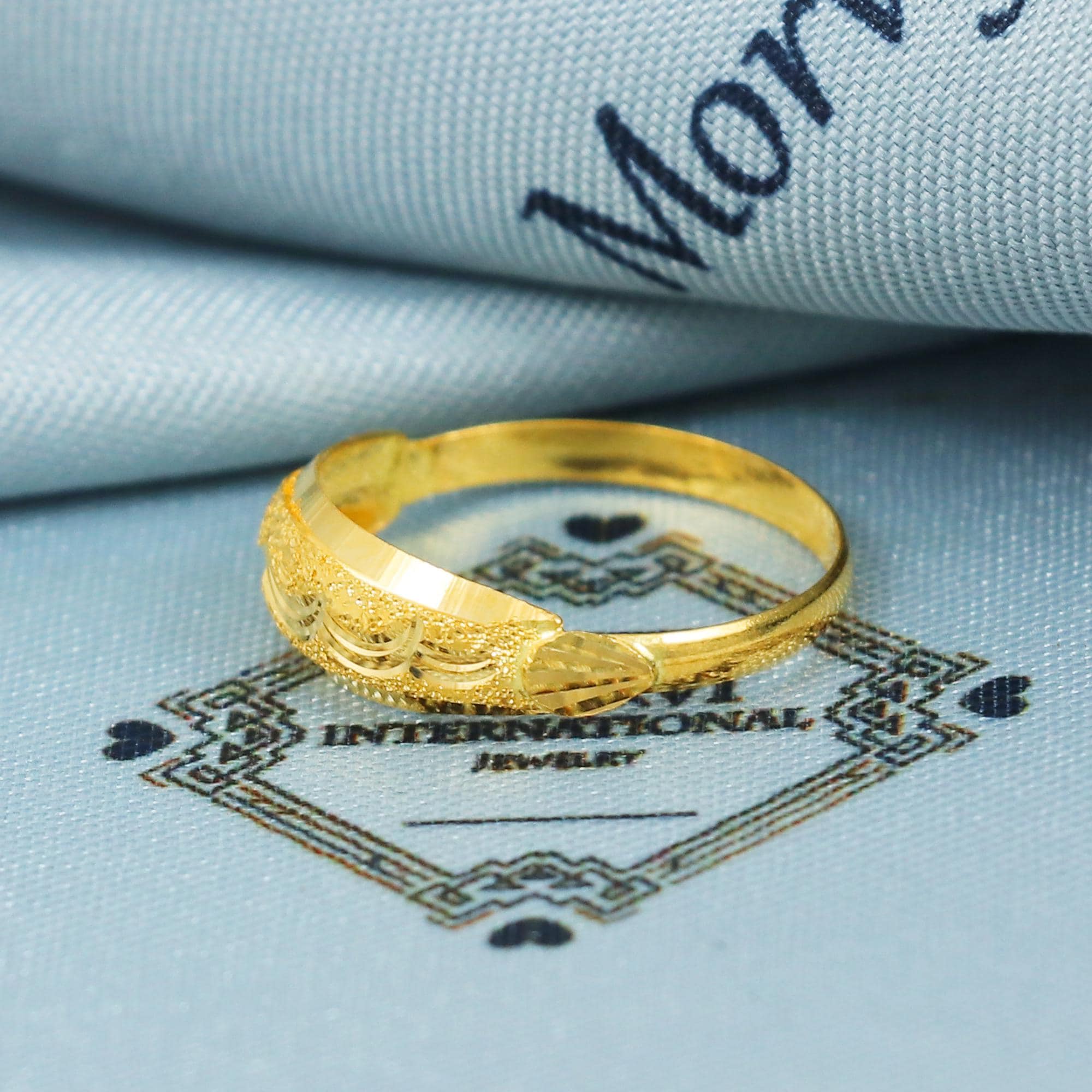 22Kゴールドリング 繊細なインディアンジュエリー 限定正規品 BIS刻印