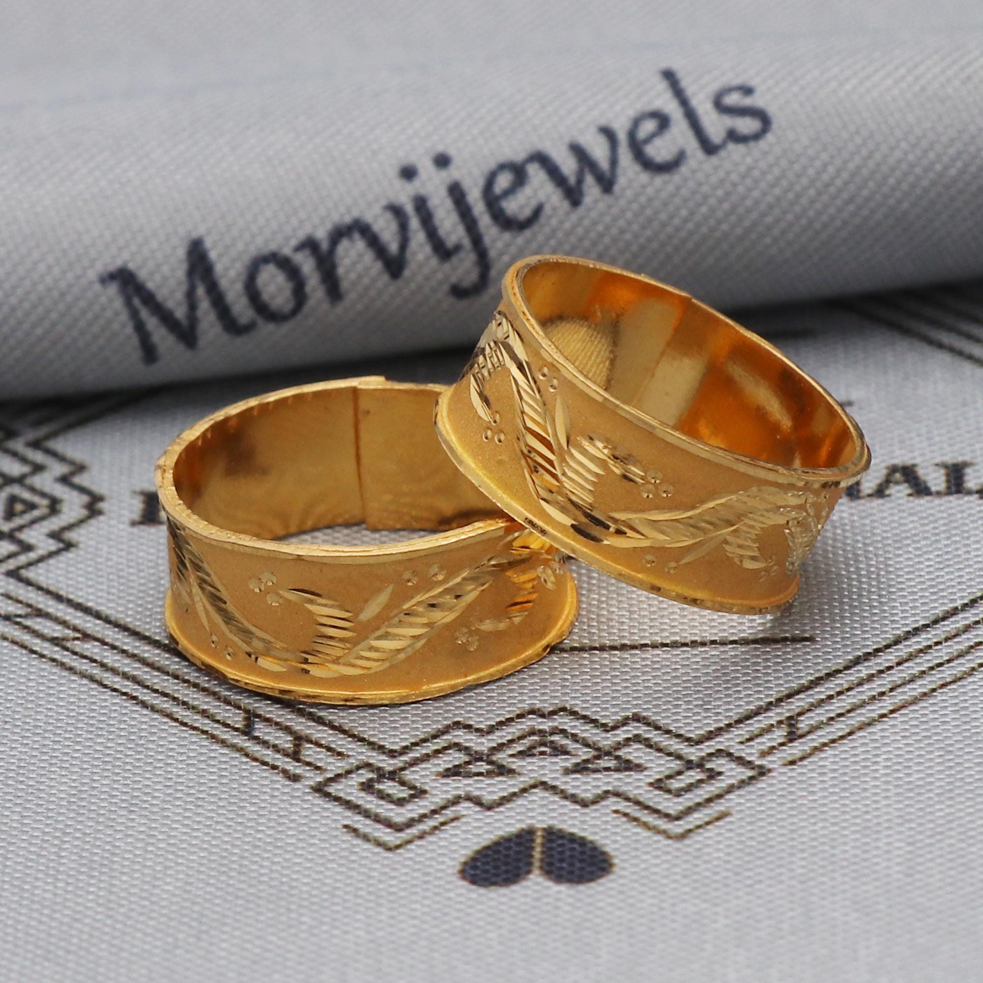 22k Solid Gold Toe Ring Pair, Engraved Broad Band Adjustable