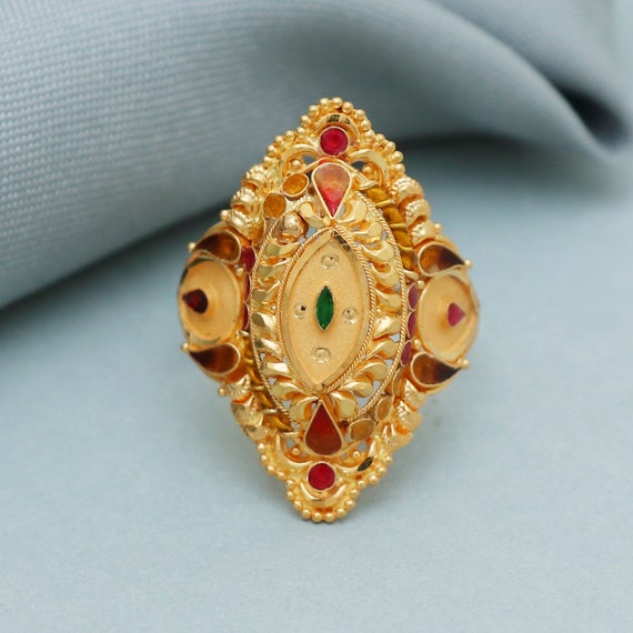 Antique Gold Ring – Dazzles Fashion and Costume Jewellery