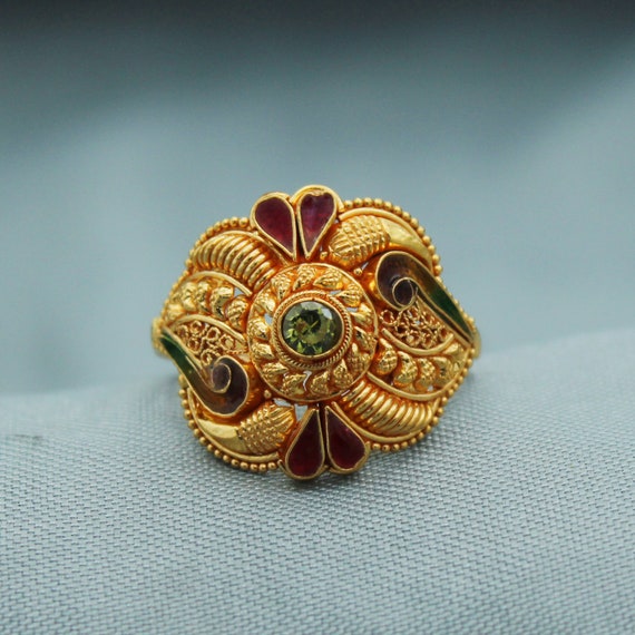 Gold ring old design for female deals