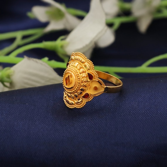 Gold ring online for women latest