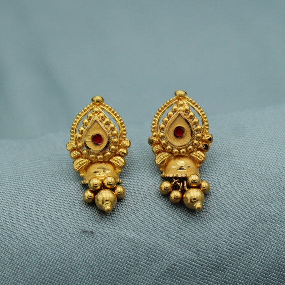 22k Yellow Gold Stud Earrings , Handmade Yellow Gold Earrings for Women,  Vintage Antique Design Indian Gold Earrings Jewelry - Etsy