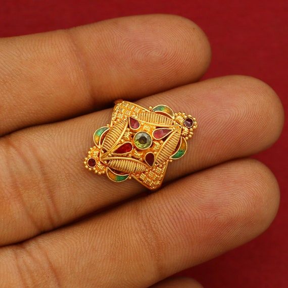 Stylish Design Fingerring Gold Model Antique Jewellery Kemp Stones  Ornaments F22981