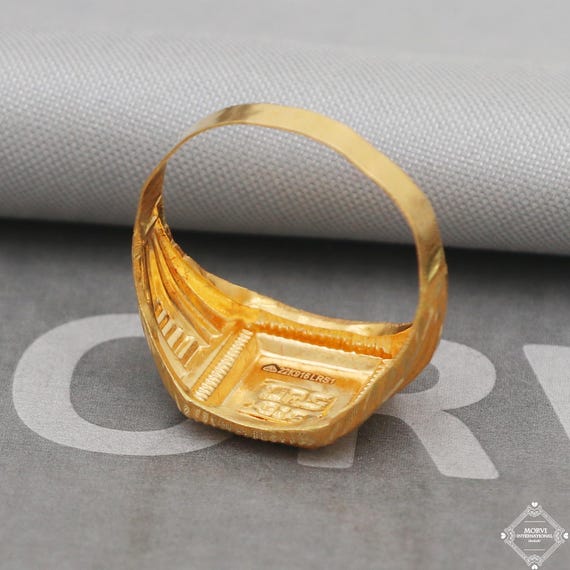 22k Yellow Gold Ring Size 9 US and All, Hand Carved Gold Ring